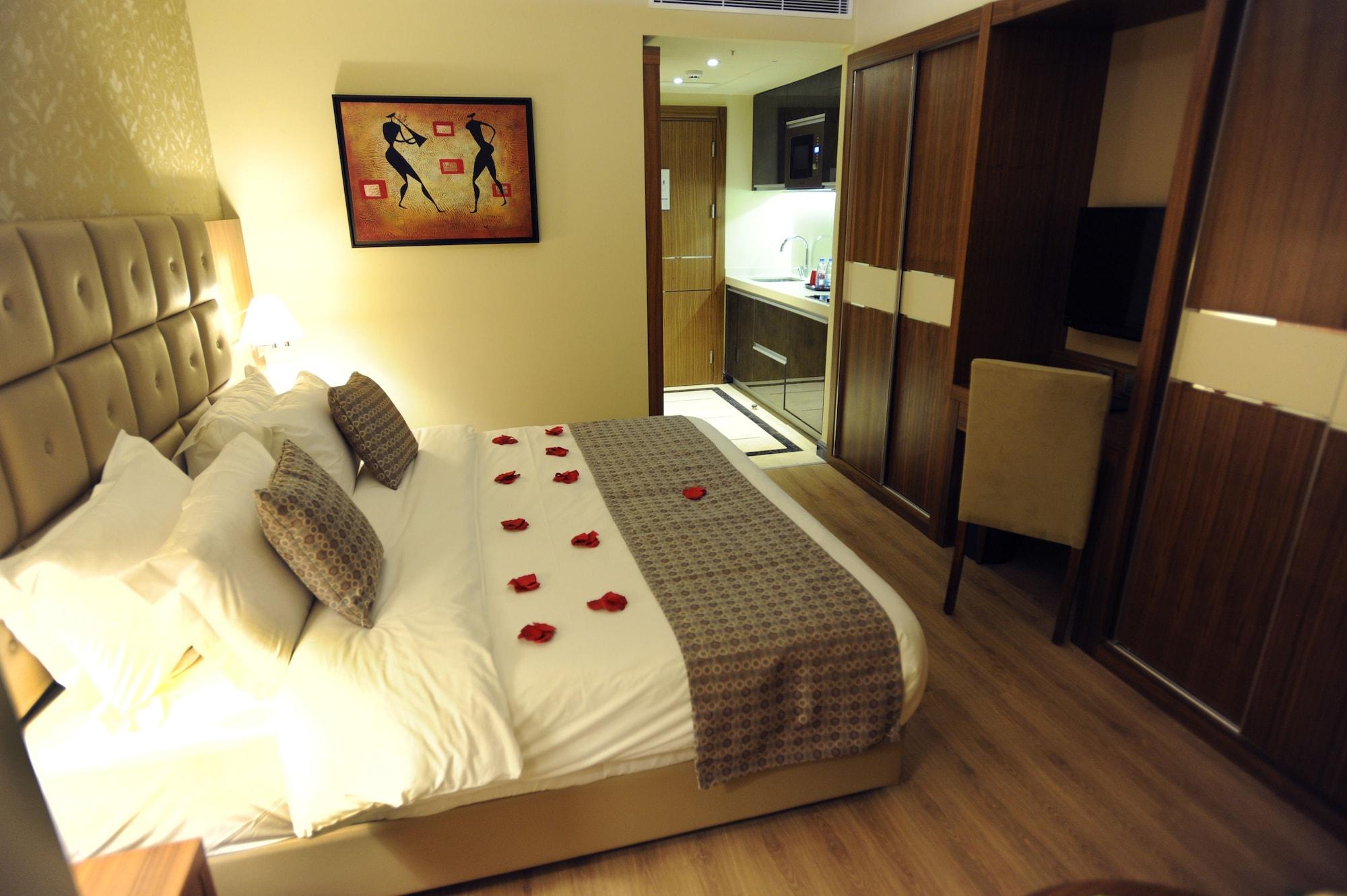 Gems Hotel Бейрут Екстериор снимка