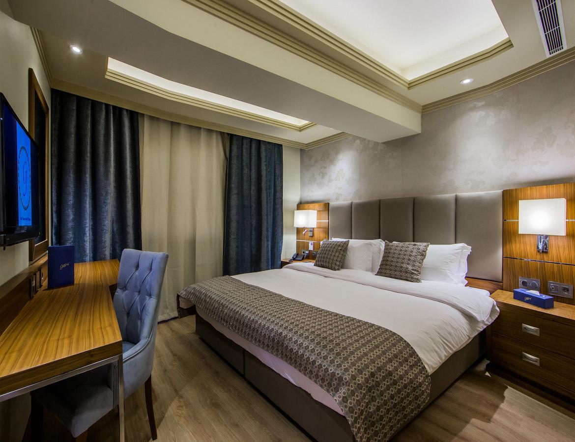 Gems Hotel Бейрут Екстериор снимка