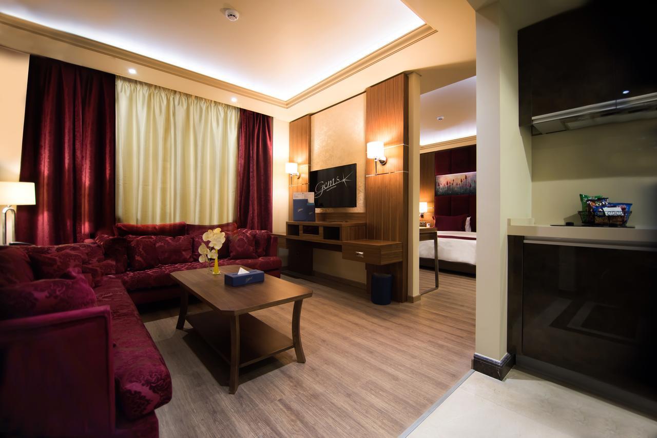 Gems Hotel Бейрут Екстериор снимка